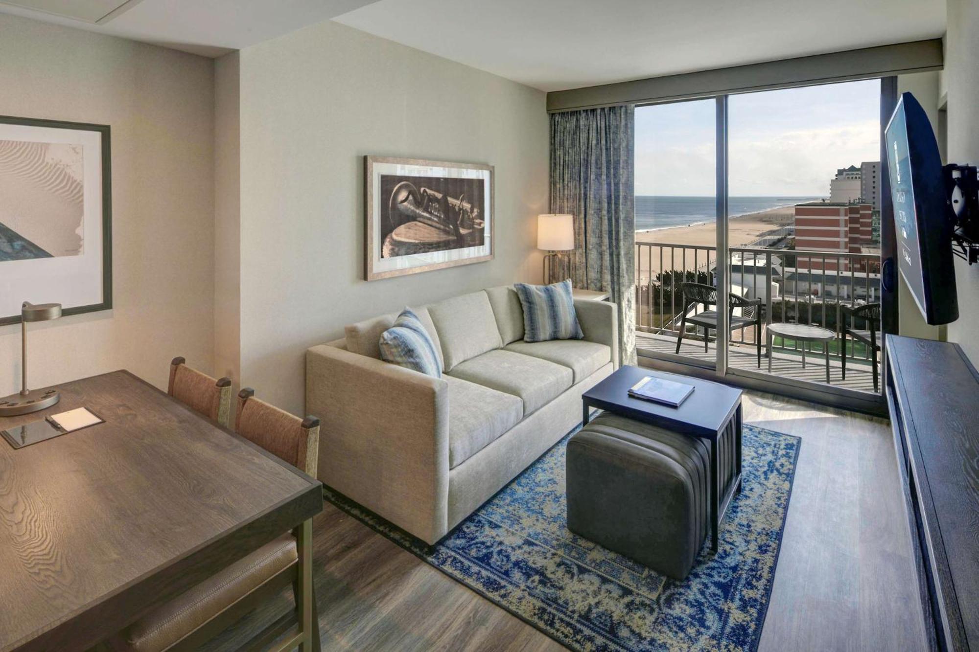 Embassy Suites By Hilton Virginia Beach Oceanfront Resort מראה חיצוני תמונה