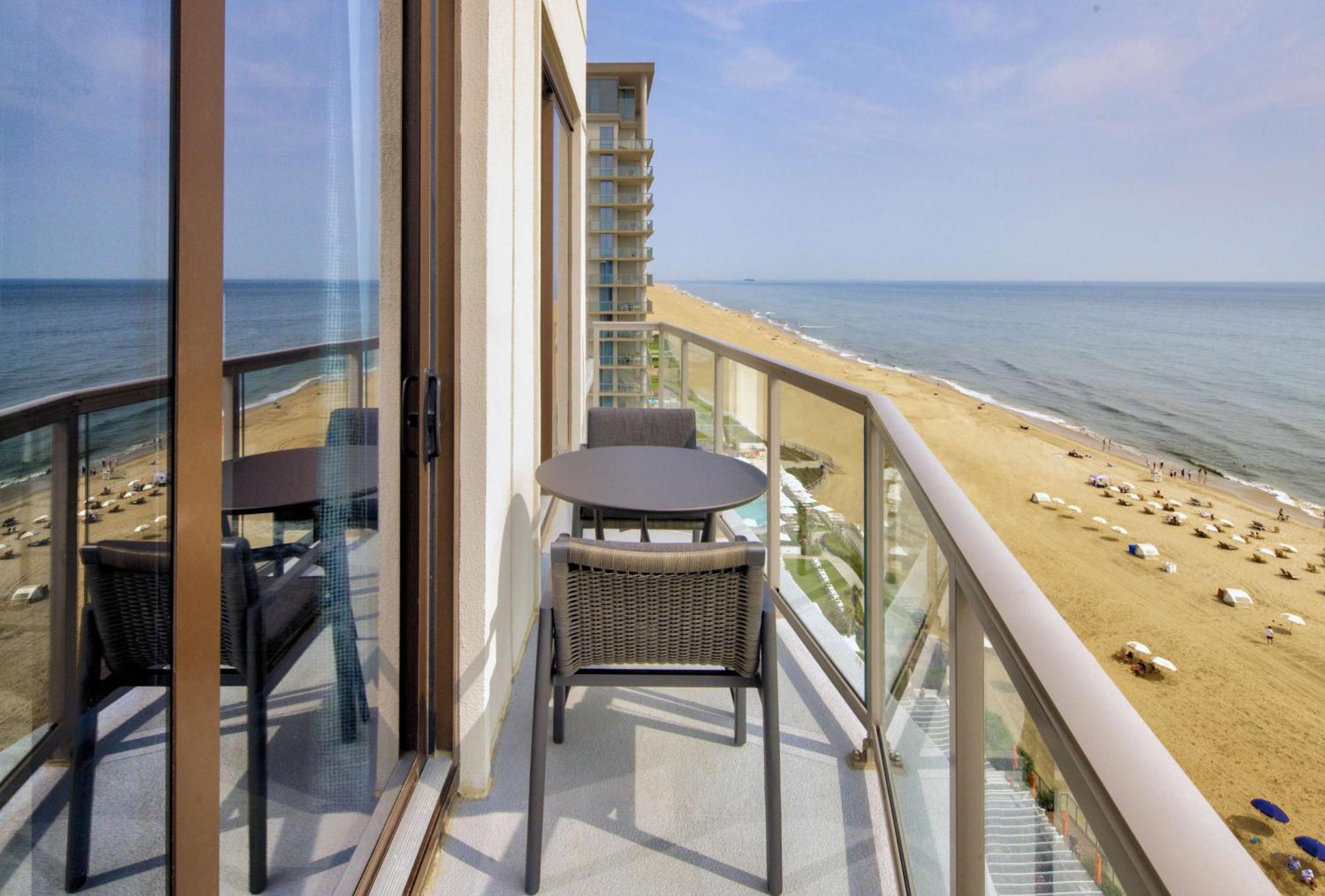 Embassy Suites By Hilton Virginia Beach Oceanfront Resort מראה חיצוני תמונה