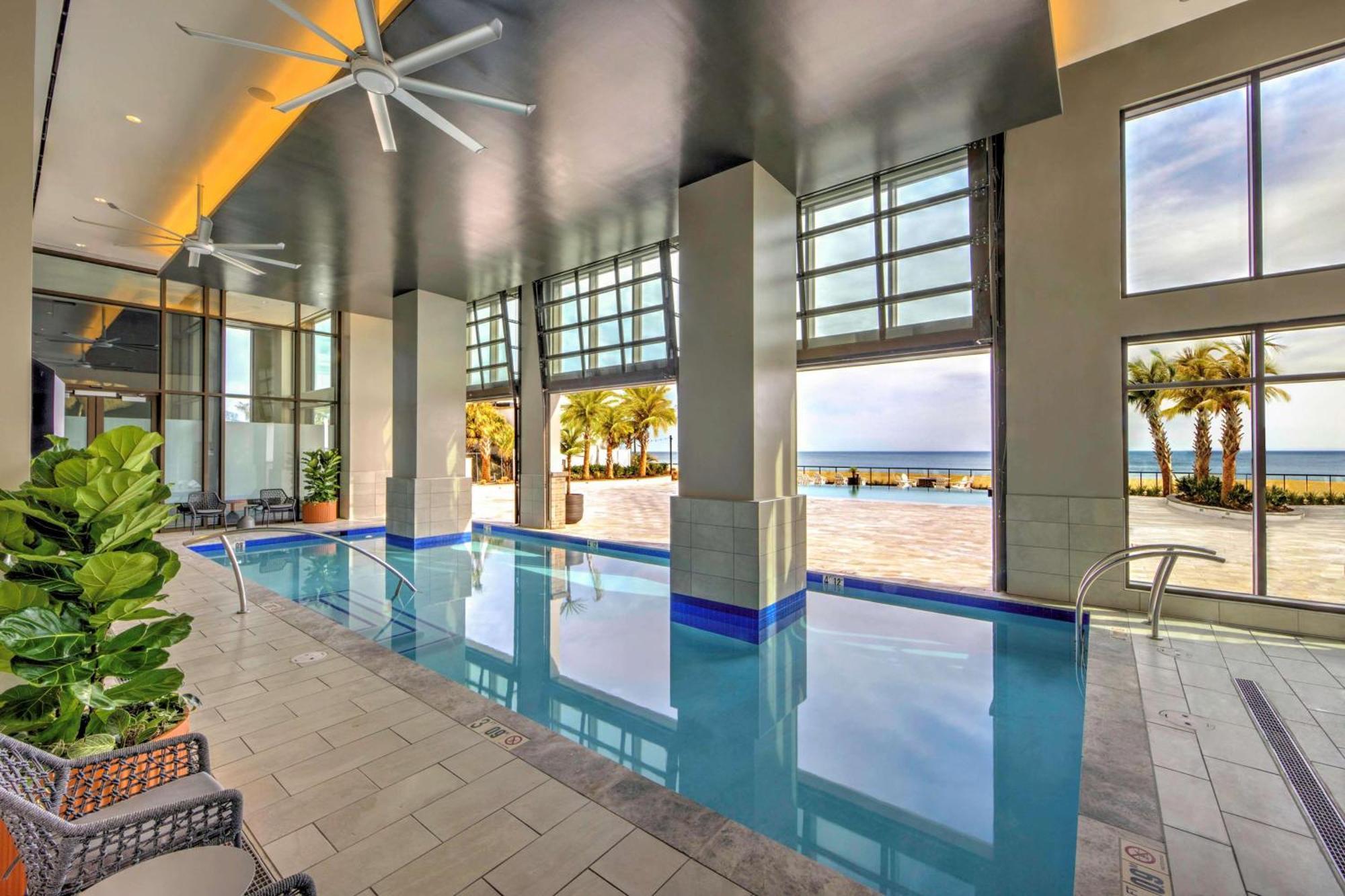 Embassy Suites By Hilton Virginia Beach Oceanfront Resort מראה חיצוני תמונה