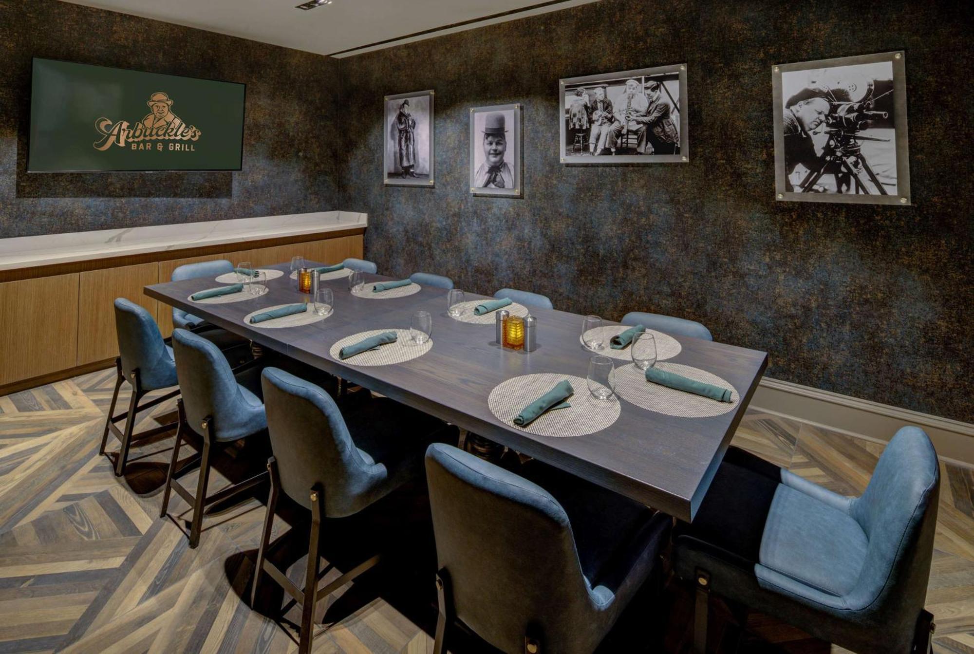 Embassy Suites By Hilton Virginia Beach Oceanfront Resort מראה חיצוני תמונה