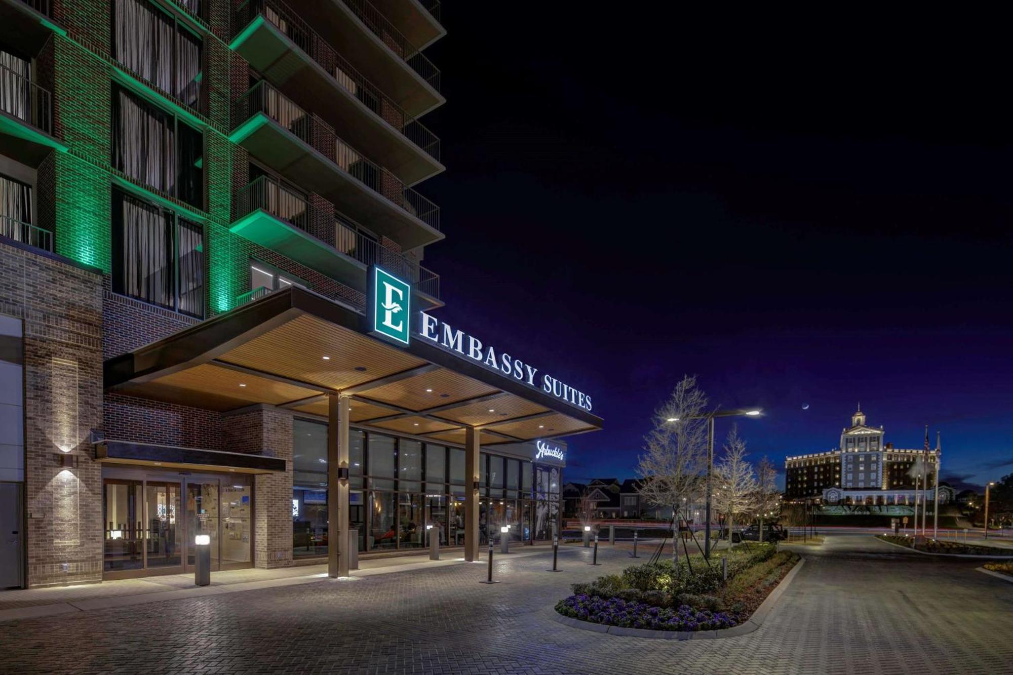 Embassy Suites By Hilton Virginia Beach Oceanfront Resort מראה חיצוני תמונה